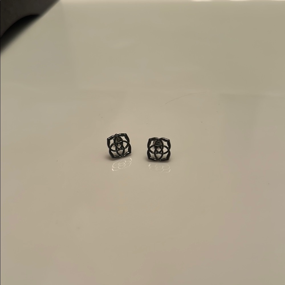 Kendra Scott Dira Stud Earrings